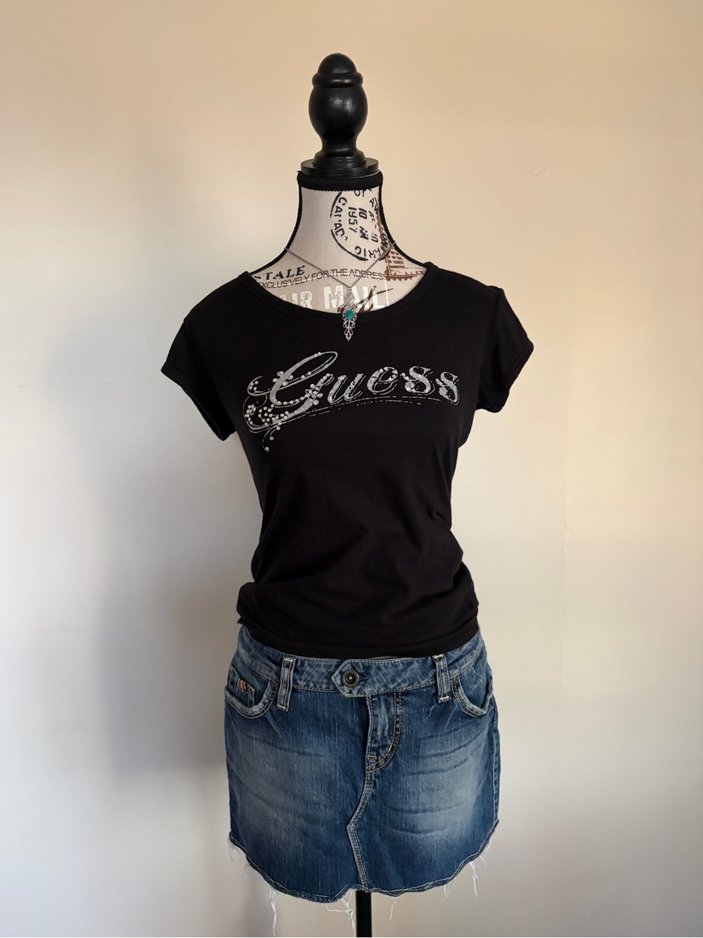 Y2K Guess Black Rhinestone Short Sleeve Model Off Duty Baby Tee